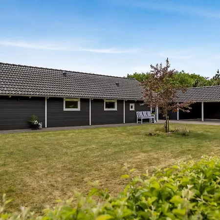 Truels - 30km From The Sea By Interhome Hébergement de vacances *